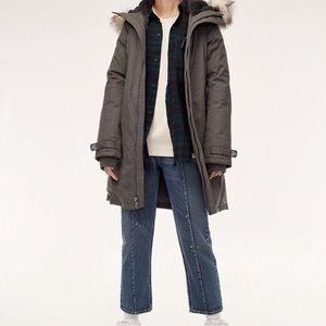 SOLD Aritzia | TNA Summit Parka